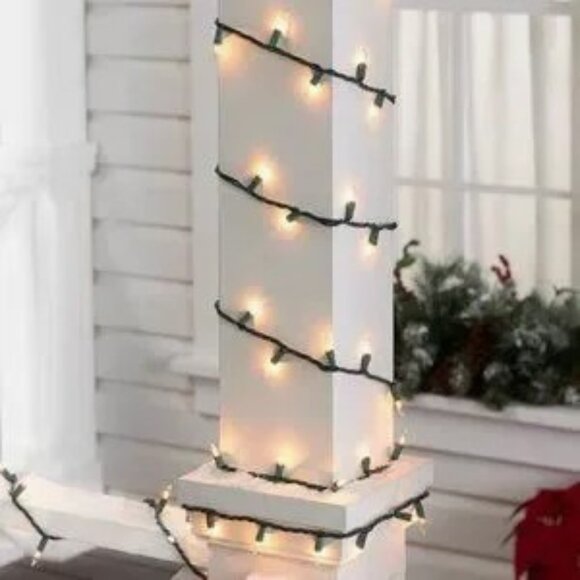 Holiday Time Clear 300 Mini Clear Lights Green Wire and 62.5 ft New in Box - Picture 3 of 9